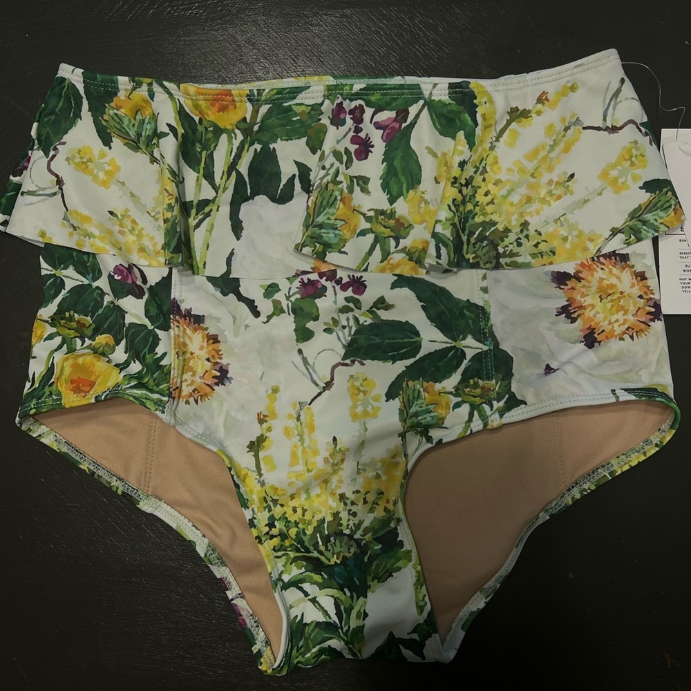 NWT KORTNI JEANE SIZE XS SWIM BOTTOMS